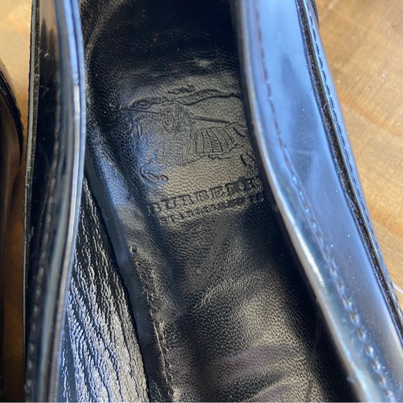 Burberry Patent Leather Ballet Flats-Black with Nova Plaid Buckle-Size 36.5 - Picture 4 of 11
